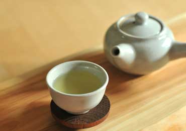 Peshawari Kehwa & Healthy Ageing: A Tradition Worth Keeping